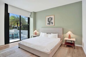 3 quartos, ferros/tábuas de passar roupa, Wi-Fi, roupa de cama