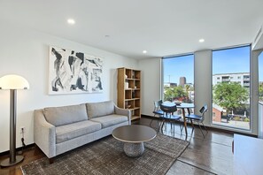 Living area - IDA on McKinley (Phoenix)