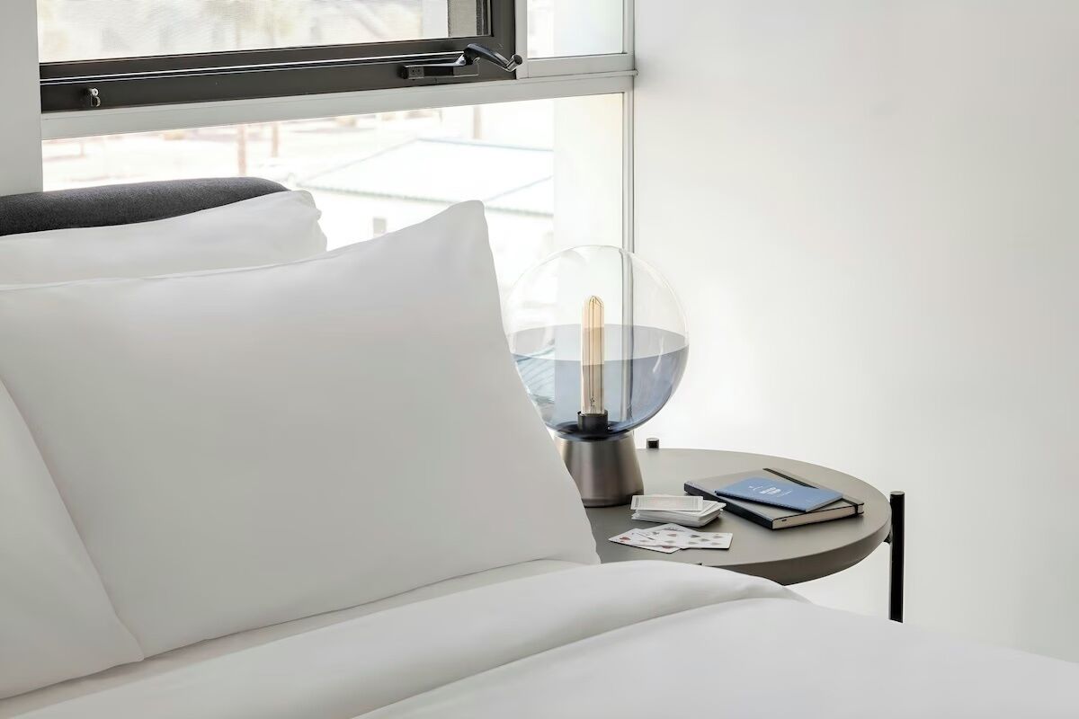 Didekorasi berbeda-beda dan dilengkapi dengan perabotan berbeda-beda