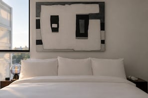 Individually decorated, individually furnished, blackout drapes - IDA on McKinley (Phoenix)