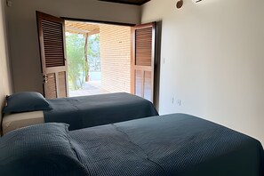 Casa familiar, patio, vista a la alberca | Wifi gratis