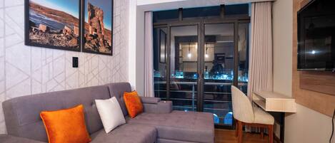 Familienapartment, eigenes Bad, Stadtblick