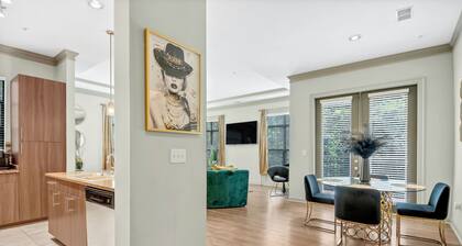 Cozy 2-bedroom condo in serene Atlanta with AC and fitness room