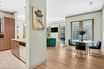 Cozy 2-bedroom condo in serene Atlanta with AC and fitness room