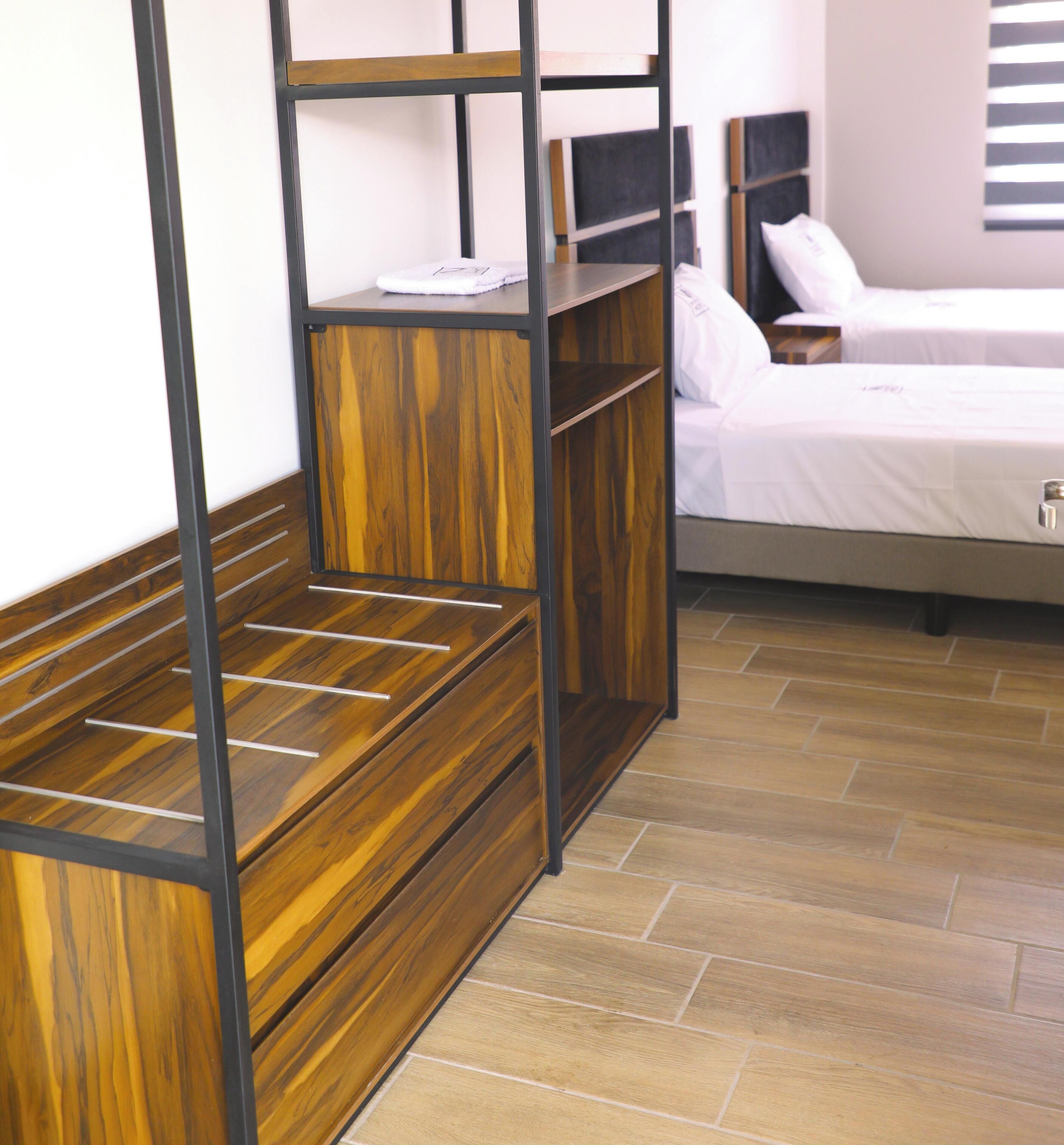 华丽双床房 | 笔记本电脑工作区、免费 WiFi