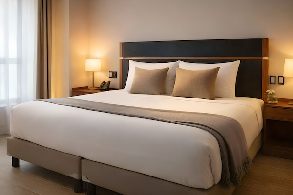 Ropa de cama de alta calidad, colchones Tempur-Pedic y escritorio