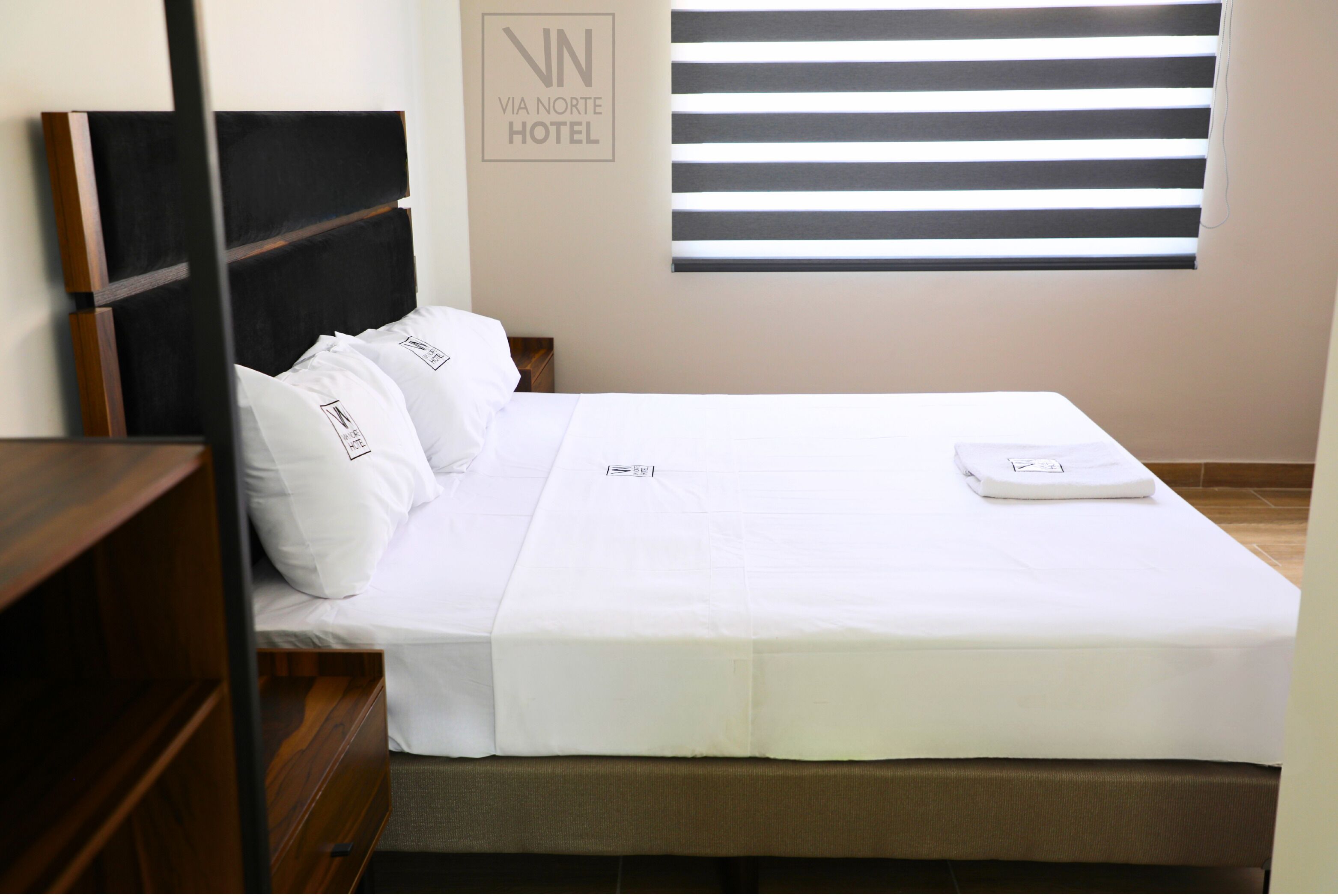 Laptop workspace, free WiFi