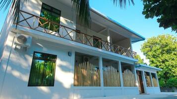 Fachada del alojamiento