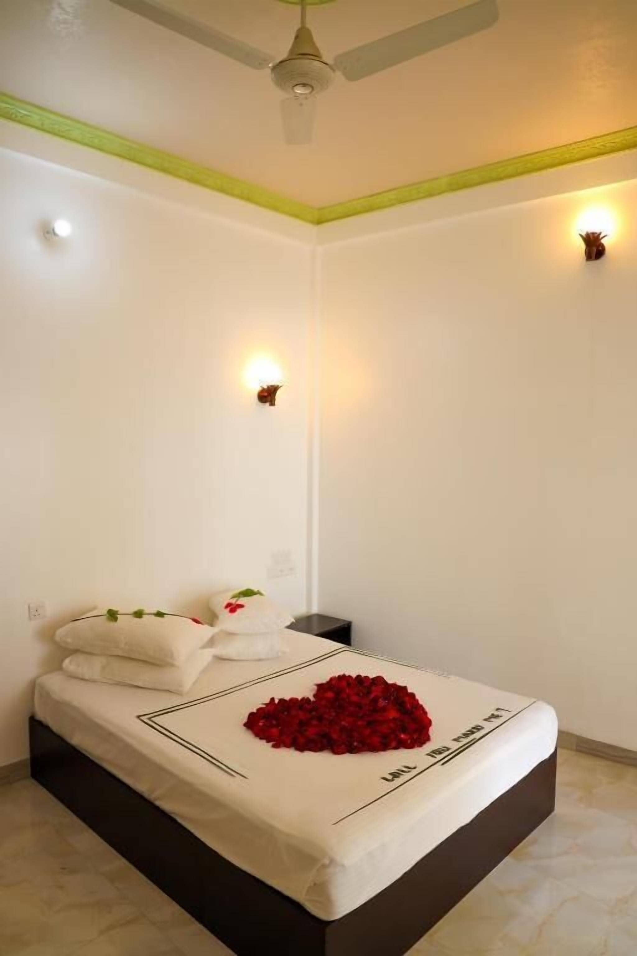 Dobbelt- eller tomannsrom – standard | Lydisolert og wi-fi (inkludert)