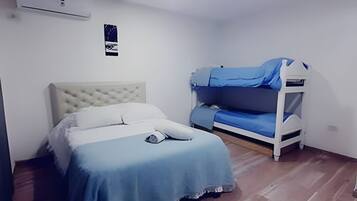 Family House, Courtyard View | Free WiFi