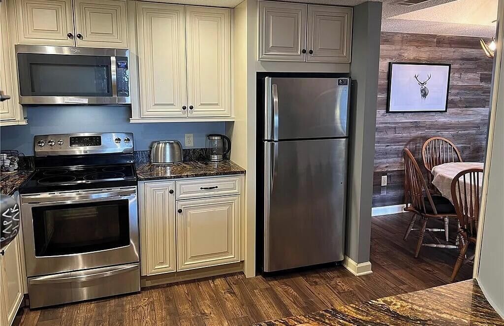 Microwave, oven, stovetop, dishwasher