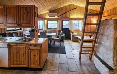Awesome home in Hemsedal with sauna