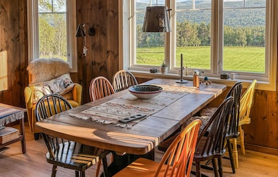 Stunning home in Røros with sauna
