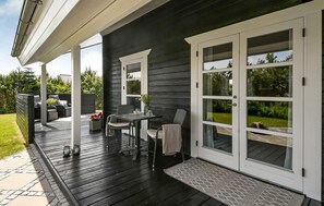 Outdoor dining - Lovely home in Skjern with WiFi (Skjern)