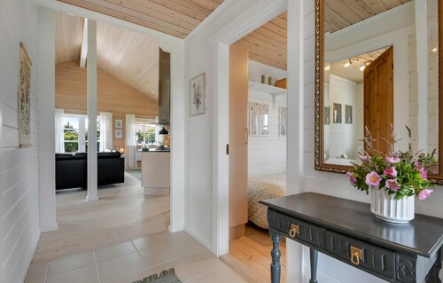 Lovely home in Skjern with WiFi