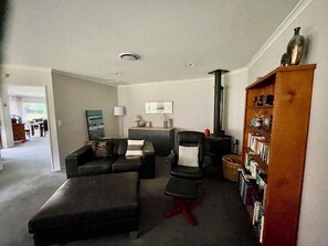 Interior - Comfortable family home in charming Greytown (Greytown)