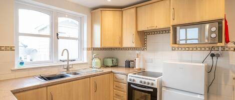 Microwave, oven, toaster