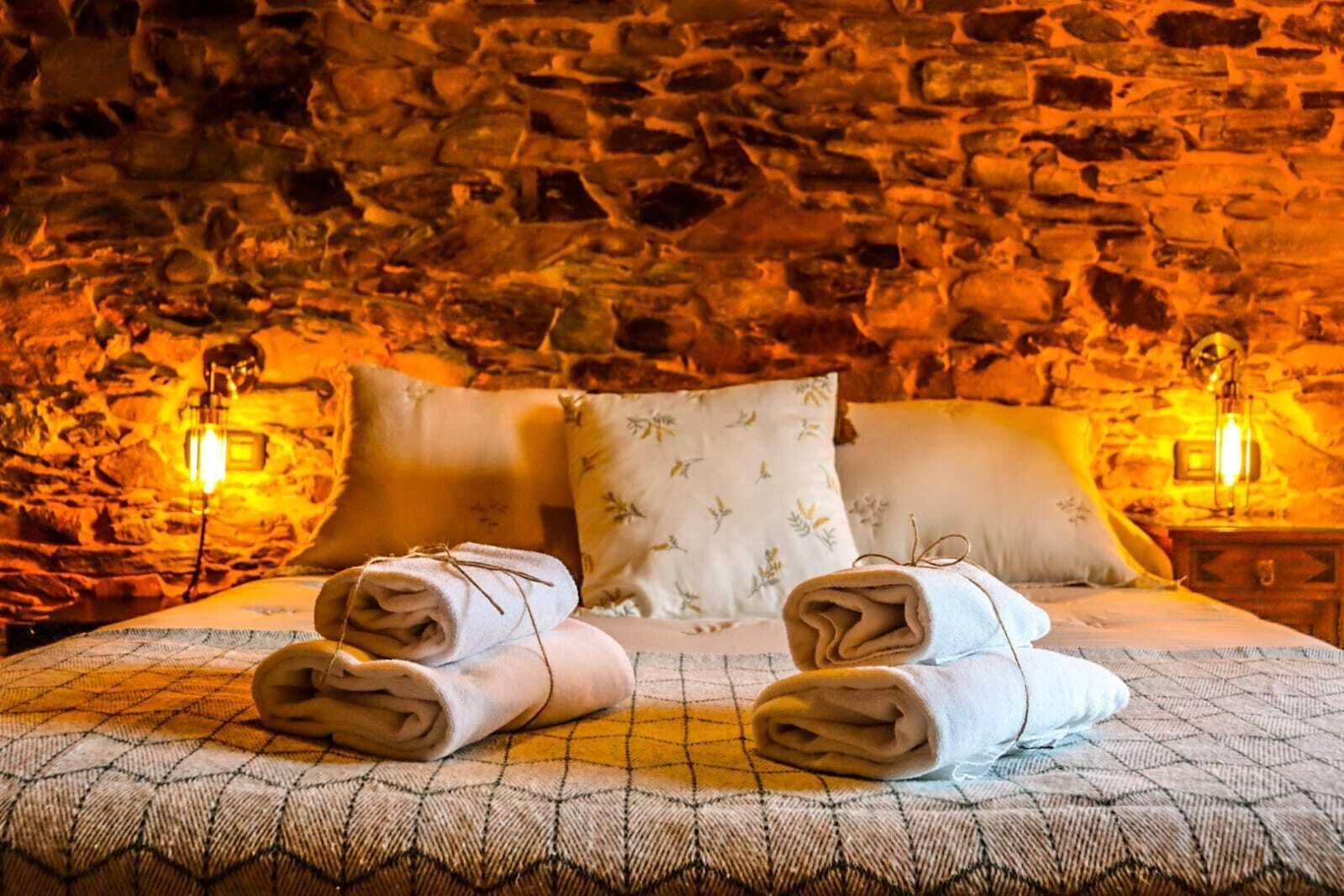 Tweepersoonskamer, uitzicht op tuin | Luxe beddengoed, bedden met traagschuimmatrassen, een gratis minibar
