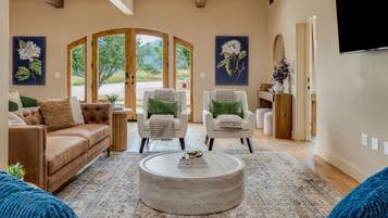 Smart TV, fireplace, foosball