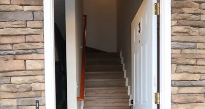 NEW! 2-bedroom townhome- 0.3 miles from I-81