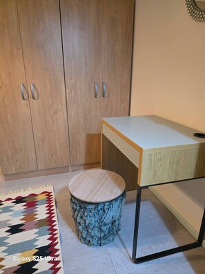 Apartment, 3 Bedrooms, Smoking | Interior - Stunning 4-bedroom Apartment in the Heart of London (London)
