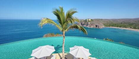 Premier Villa, 6 Bedrooms | Beach/ocean view