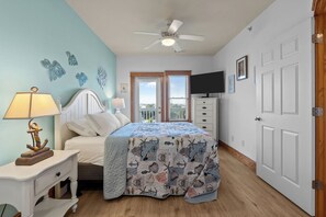 Free WiFi, bed sheets - C202 - OBX Dream: Cozy 2BR condo in Nags Head with soundfront views. (Nags Head)