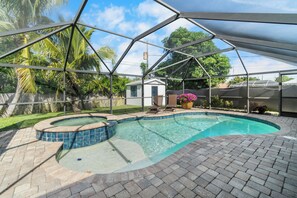 Pool - Sleek 4BR Beach House • Pool, Spa & Near Beach (Naples)