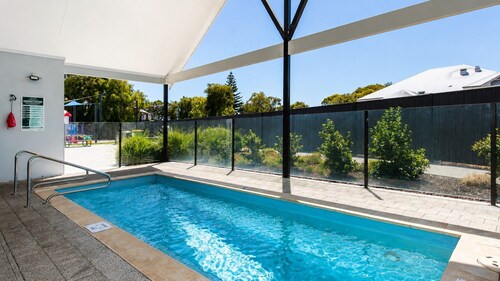 Relax at 42 Cape View Resort
