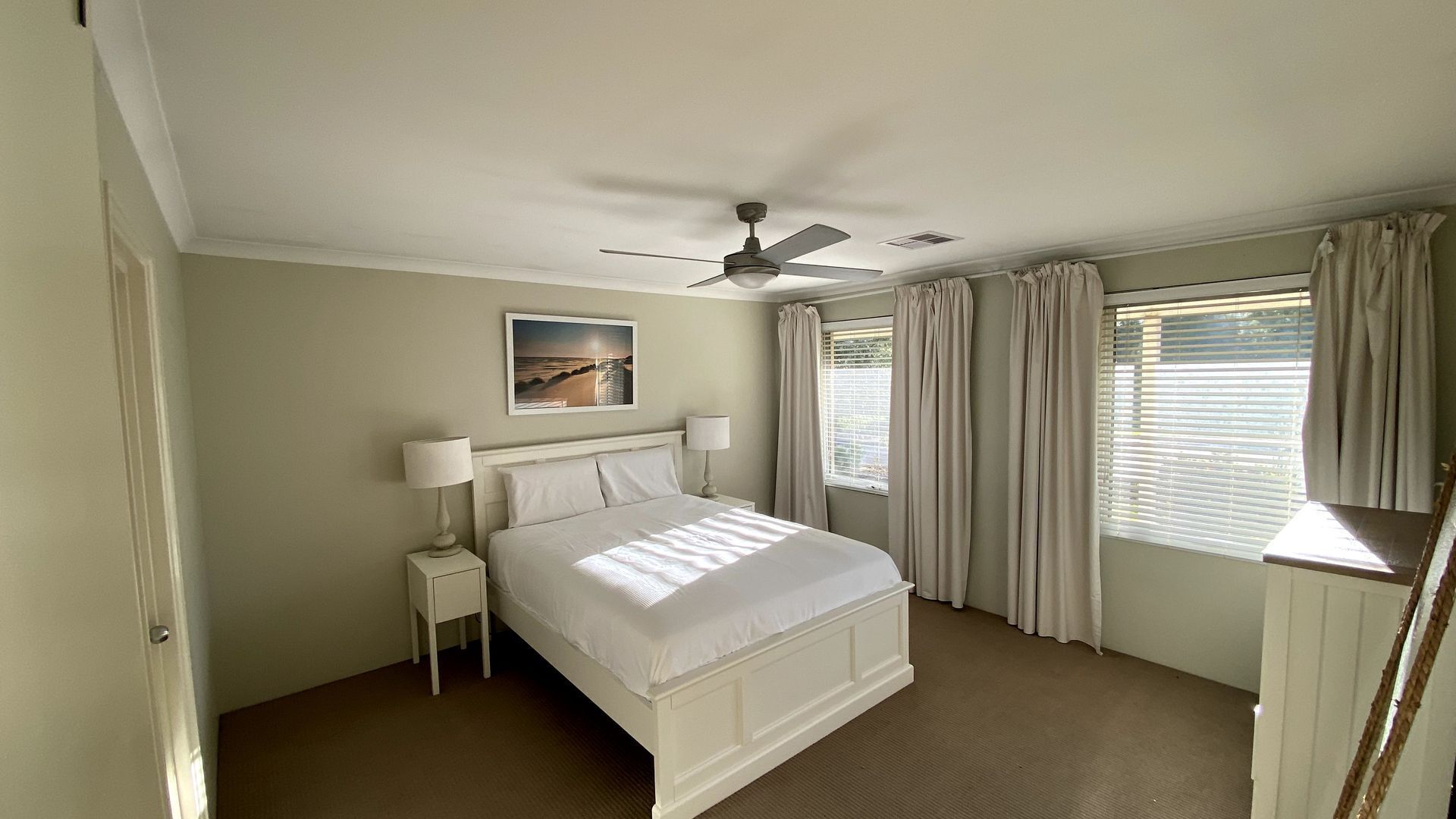 4 bedrooms, iron/ironing board, travel cot, free WiFi