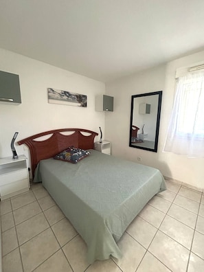 2 bedrooms - Very nice 3-room apartment with indoor pool and golf course view in Cap d'Agde (LE CAP D AGDE)
