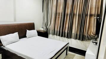 Kahden hengen huone, kaupunkinäköala