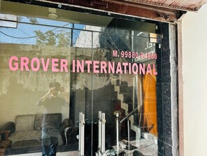 Voorkant van accommodatie