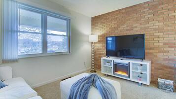 1 soverom, skrivebord, strykejern/-brett og wi-fi