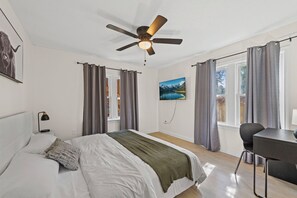 Iron/ironing board, free WiFi, bed sheets