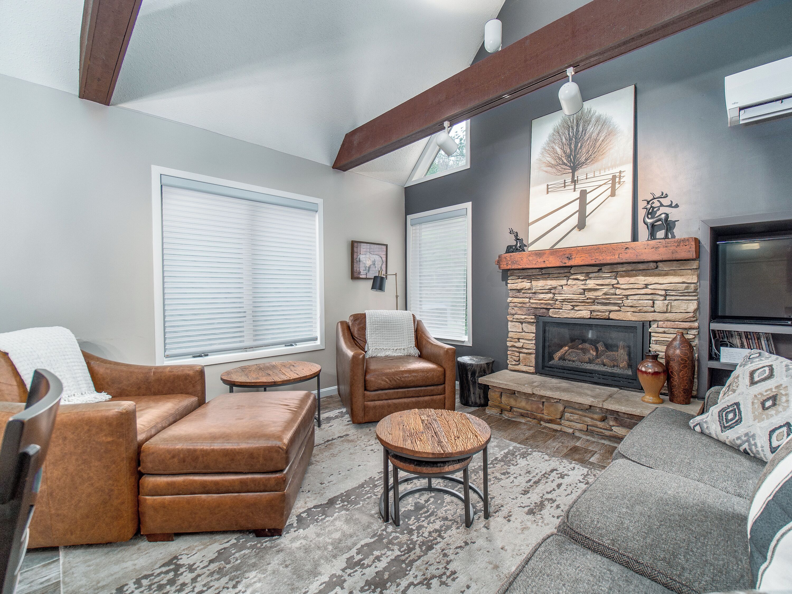 智能電視、壁爐