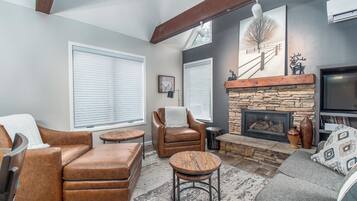 智能電視、壁爐