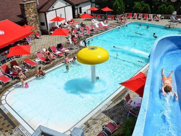 Indoor pool, outdoor pool