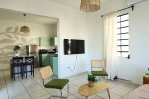 Interior - Bright, Stylish & Secure Apt – Sleeps 4 w/Parking (San Juan)