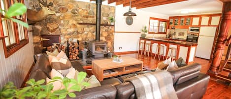 Smart TV, fireplace, DVD player