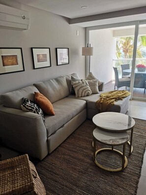 Smart TV, stereo - Beachfront Studio,  New & Cozy,   Stunning Ocean Views,  Prime Location (Puerto Vallarta)