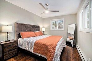 Internet, bed sheets