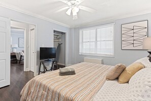 1 bedroom, iron/ironing board, free WiFi, bed sheets