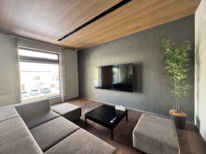 Vila Deluks, 3 kamar tidur | Area keluarga | TV layar datar