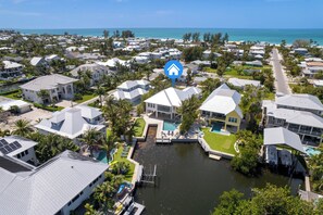 Exterior - Canal Front, Yacht Sea by SeaBreeze Vacation (Anna Maria)