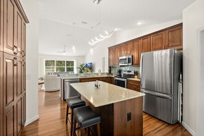 Fridge, microwave, oven, stovetop - Relaxing 3bd Pool Home w/ Lanai & Lush Backyard (Palm Coast)