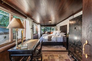 3 bedrooms, iron/ironing board, WiFi