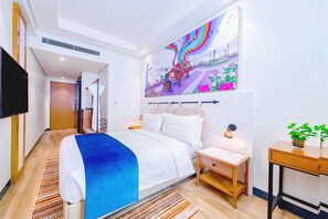 Rom – standard, 1 queensize-seng | Wi-fi (inkludert) og sengetøy