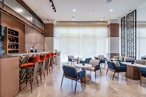 Bar (on property) - Belmont Hotel Iloilo (Mandurriao)