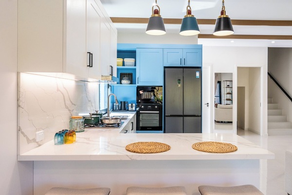 Deluxe Duplex, 3 Bedrooms, Kitchen, Pool View | Private kitchen | Coffee/tea maker, full-size fridge, microwave, oven